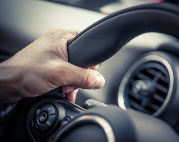 car shakes when stopping at high speeds