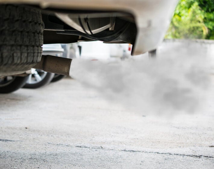 blue smoke exhaust atv