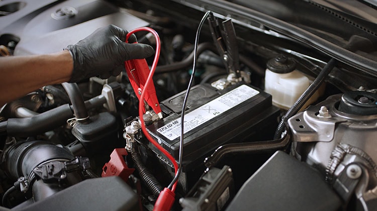 Car battery outlet replacement service